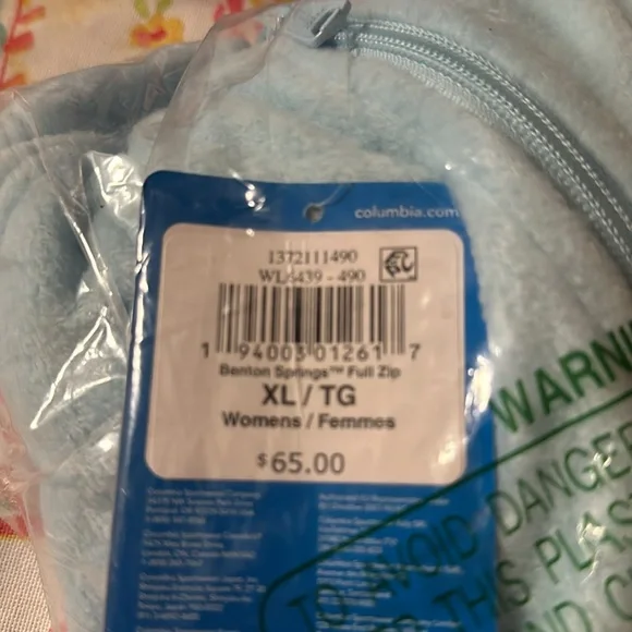 Columbia zip up sweater - Picture 3 of 3